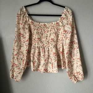 NWOT floral shirred smocked long sleeve peplum top blouse Medium Large